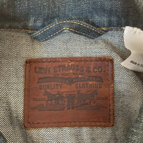 Vintage 90s Levi’s Riveted Denim Trucker Vest XL Fits M/L Classic Retro Jean Jac - Picture 3 of 4